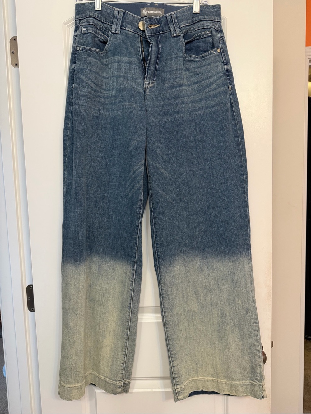 Democracy Ombre Wide Leg Jeans in Dark Blue to Light Wash